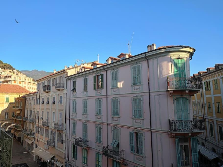 L' Amanzia - Comfort E Vista Ariston * Sanremo